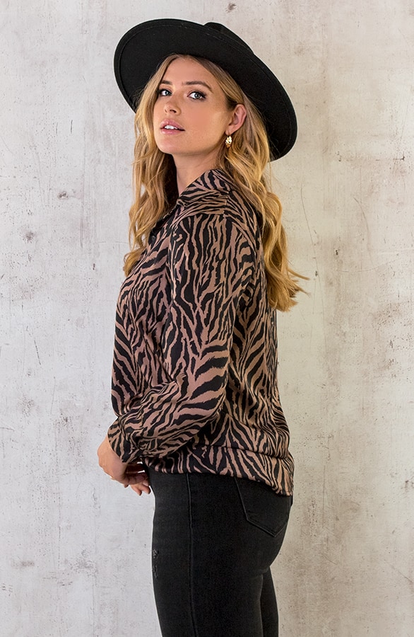 Silk Zebra Blouse Camel – shoparchief, foto 4