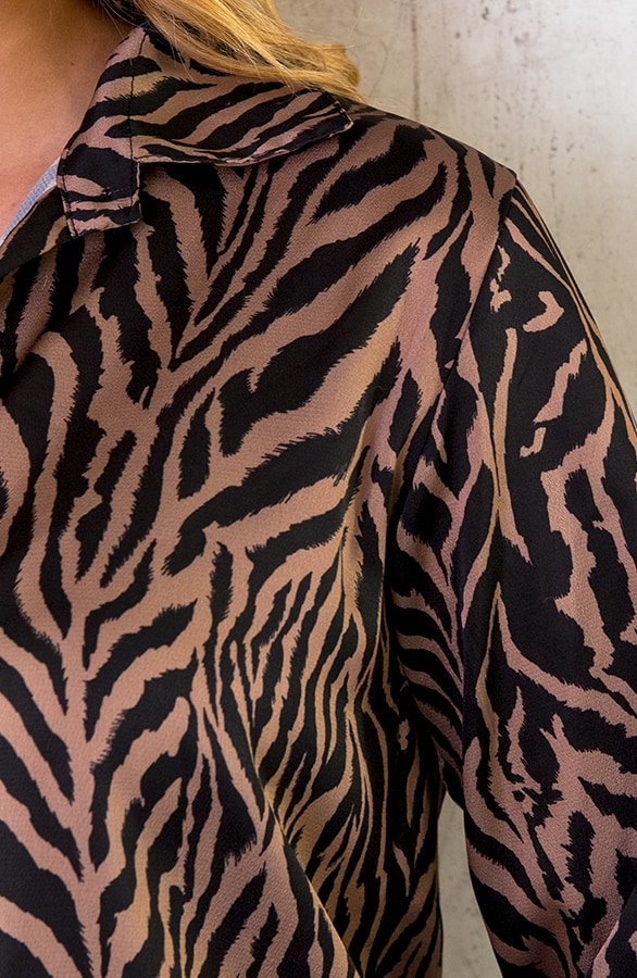 Silk Zebra Blouse Camel – shoparchief, foto 7
