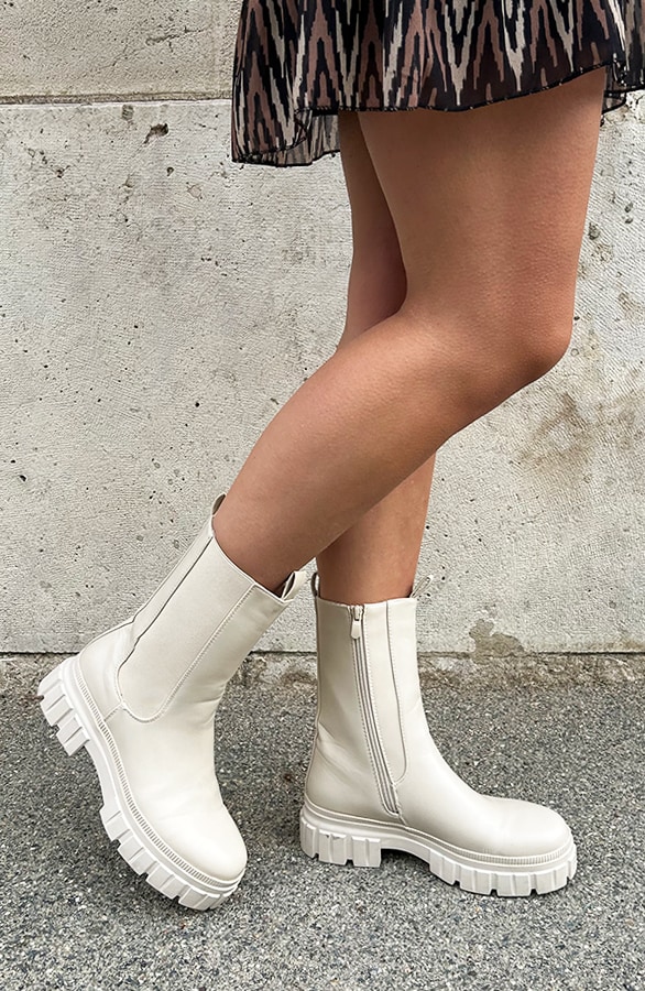 Hoge Chelsea Boots Mat Beige – shoparchief, foto 2