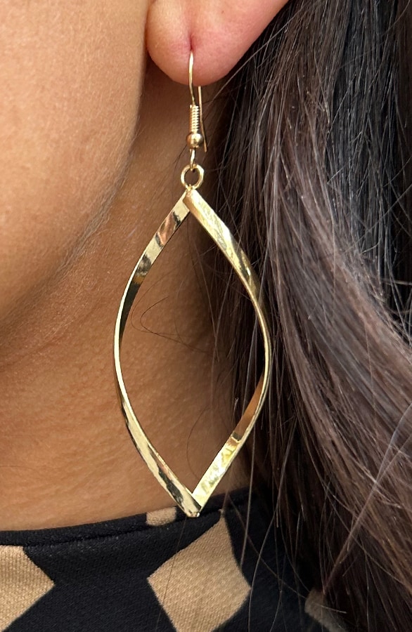 Open Twisted Oorbellen Goud – shoparchief, foto 2