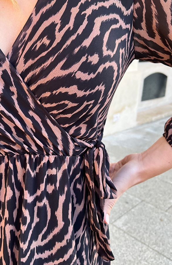 V-hals Strik Jurk Zebra Camel – shoparchief, foto 6