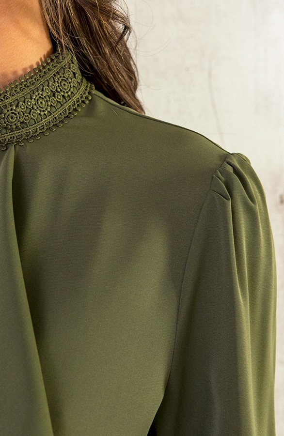 Silky Ruffle Kraag Blouse Army – shoparchief, foto 6