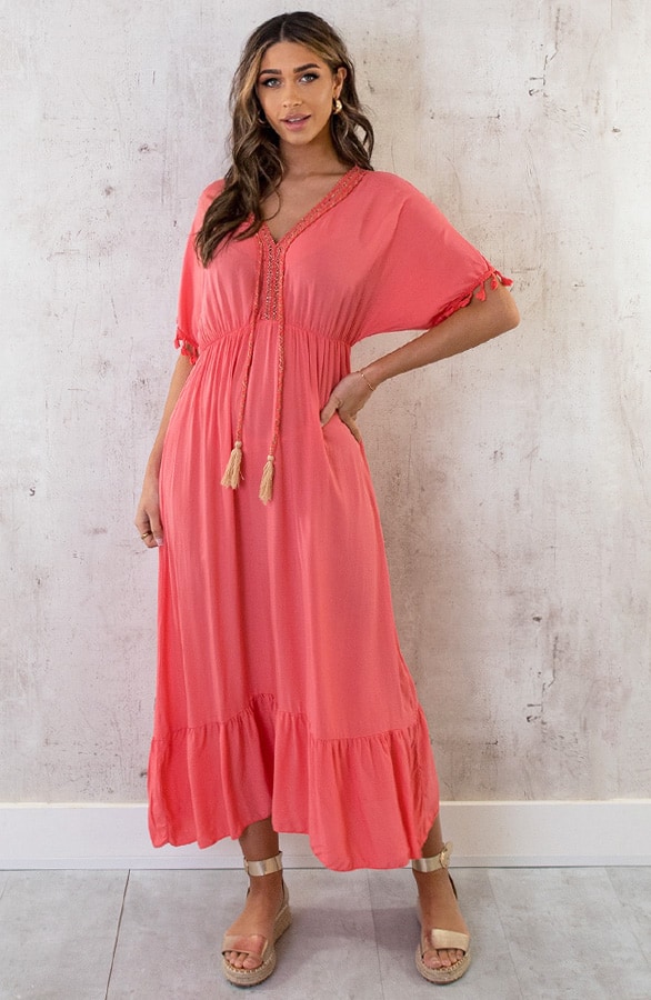 Oversized Jurk Gouden Detail Maxi Koraal – shoparchief