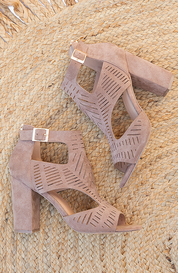 Gladiator Heels Suede Taupe – shoparchief