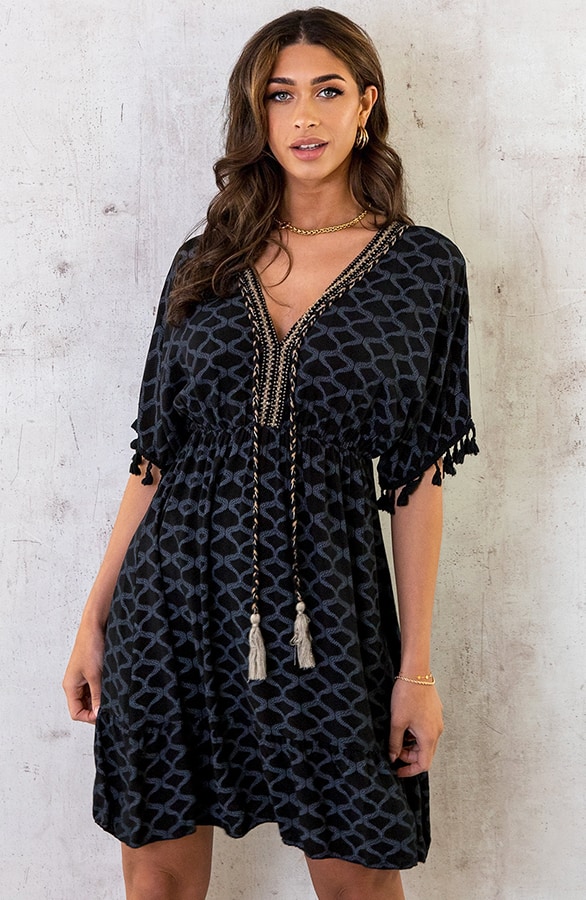 Oversized Jurk Gouden Detail Print Zwart – shoparchief, foto 8