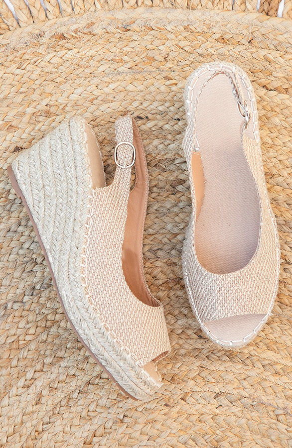 Peeptoe Sleehak Beige – shoparchief