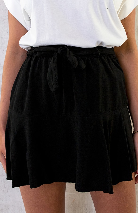 Skort Met Strik Zwart – shoparchief
