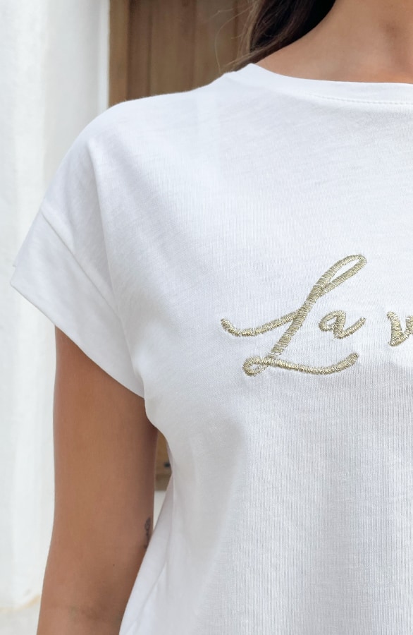 La Vie Est Belle Embroidery T-shirt Ecru – tops, foto 15