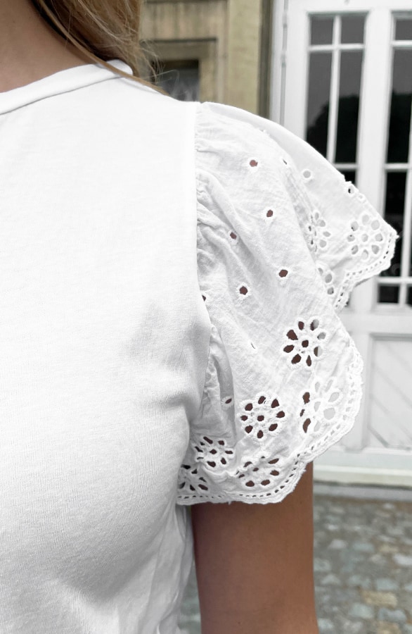 Ruffle Embroidery Top Ecru – tops, foto 13