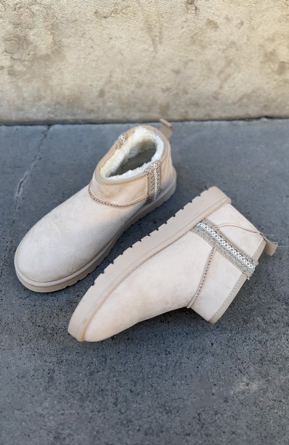 Overstitching Boots Beige – shoparchief