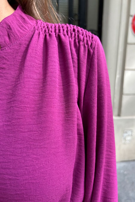 V-hals Jurk Met Schouderdetail Magenta – shoparchief, foto 6