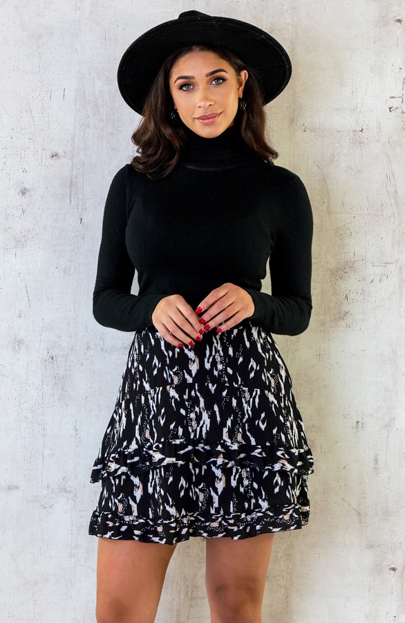 Laagjes Ruffle Rok Zwart Beige – shoparchief