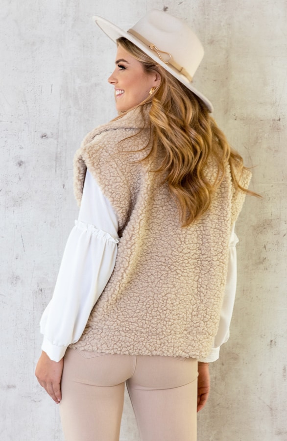 Teddy Gilet Oversized Beige – shoparchief, foto 4