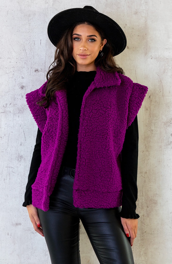 Teddy Gilet Oversized Dark Magenta – shoparchief