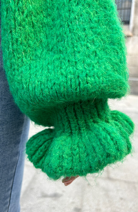 Oversized Soft Trui Ruffle Bright Green – shoparchief, foto 4