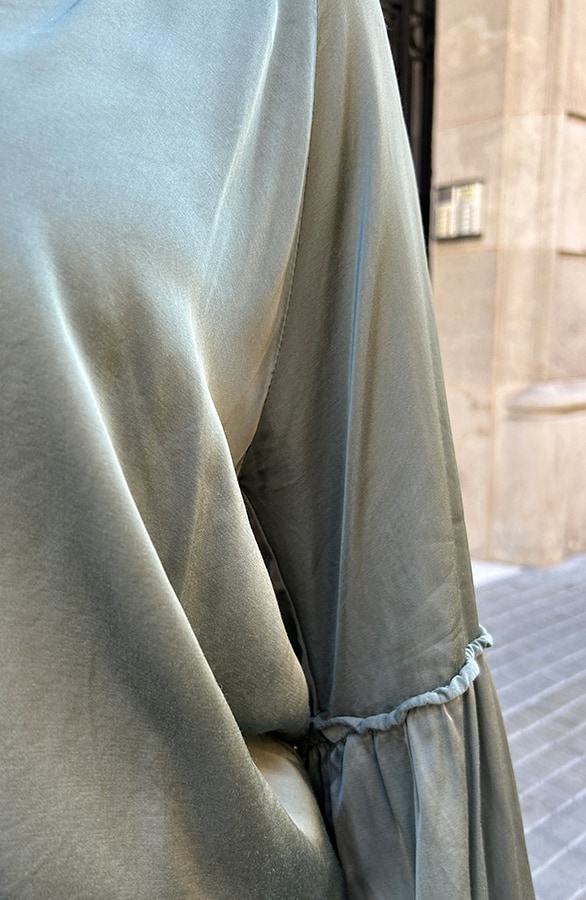 Silk Ruffle Blouse Army – shoparchief, foto 6
