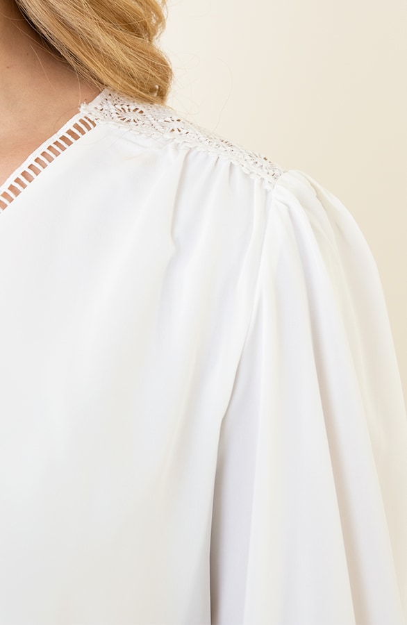 V-Ausschnitt Bluse mit Spitzenrücken Ecru, Shoparchiv, Foto 5