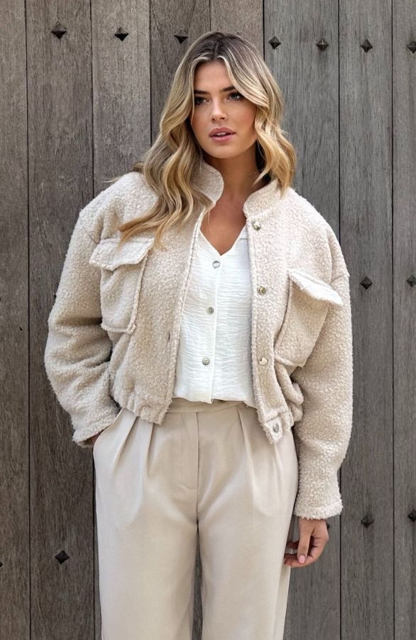 Boucle Bomber Jacket Beige – jassen