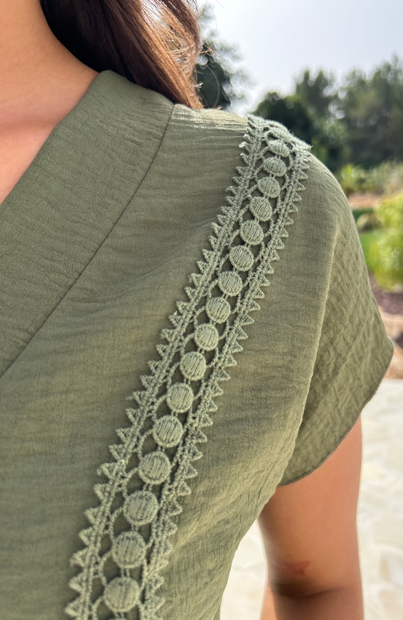 Romantic V-hals Top Army – tops, foto 5