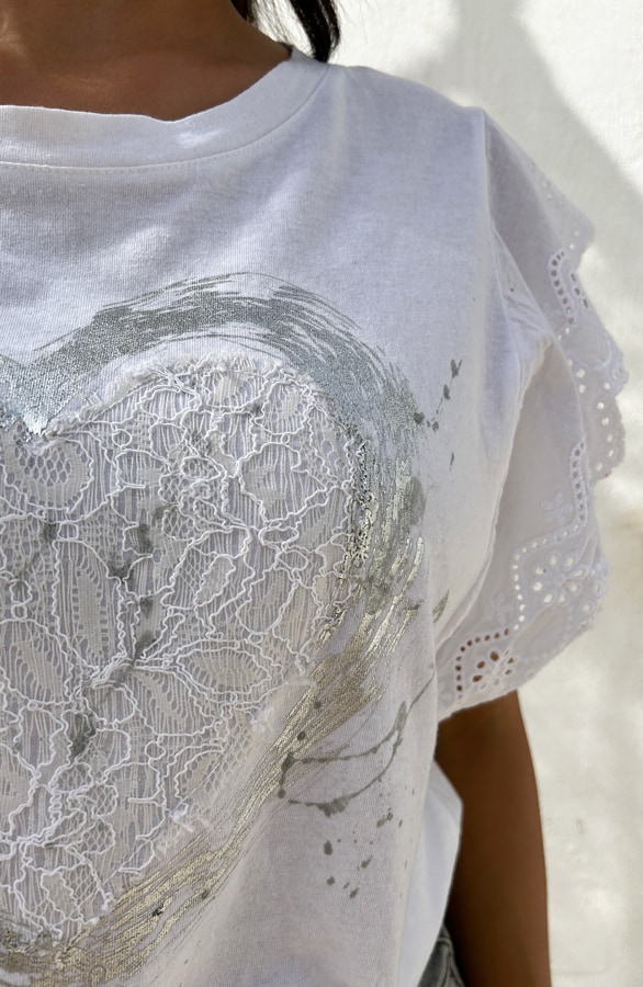 Ruffle T-Shirt Met Hart Ecru – shoparchief, foto 4
