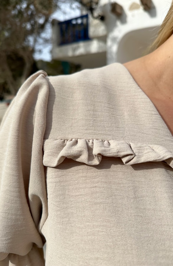 Ruffle Top Met Pofmouwen Beige – tops, foto 11