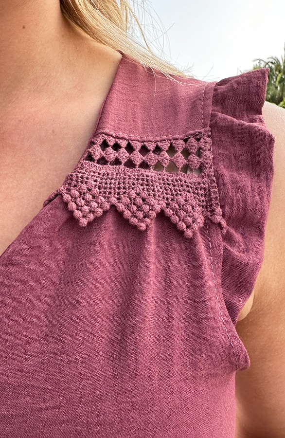 Ruffle V-Hals Top Sevilla Dust Roze – shoparchief, foto 6