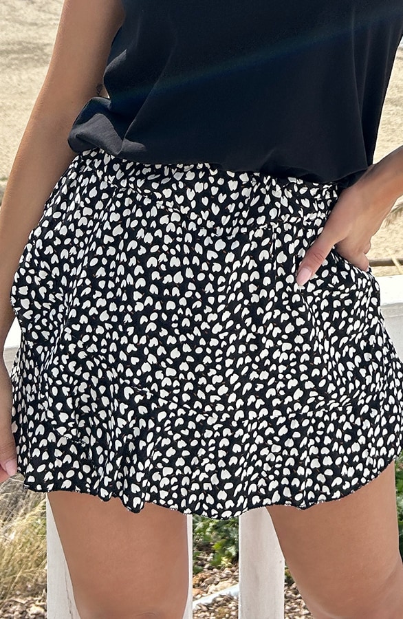 Print Skort Lovely Zwart – shoparchief