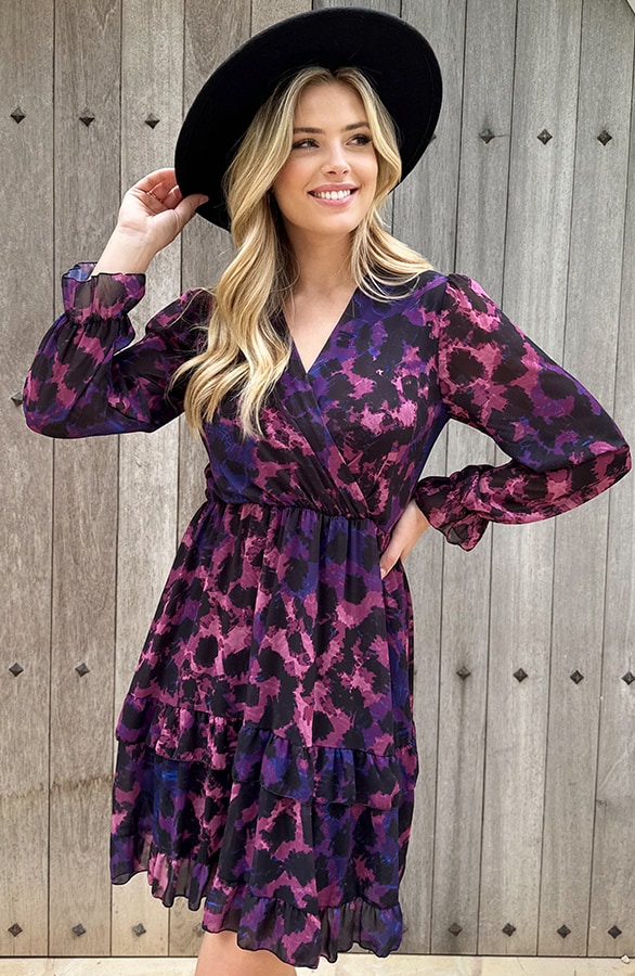 Exclusive Print V-Hals Dress Leopard Dust Roze – shoparchief