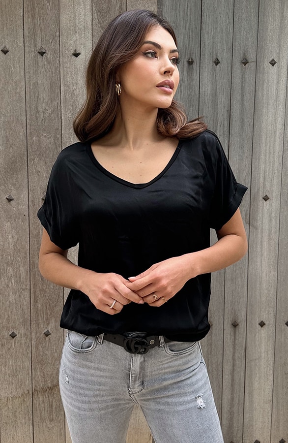 Silk Touch Top V-Hals Zwart – shoparchief, foto 4
