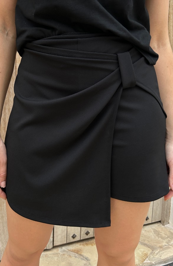 Skort Met Wrap Detail Zwart – shorts, foto 6
