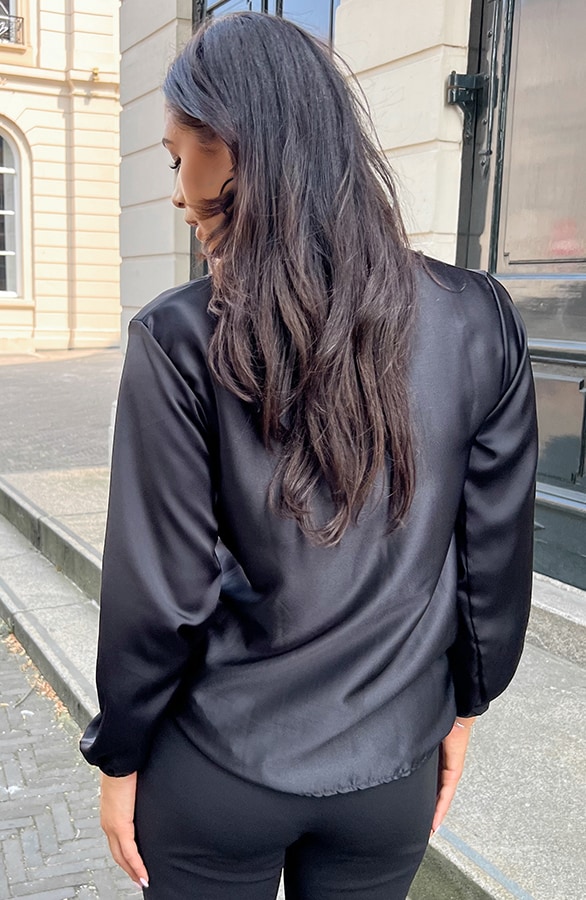 Satijnen Strik Blouse Zwart 2.0 – shoparchief, foto 9