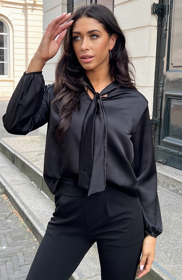 Satijnen Strik Blouse Zwart 2.0 – shoparchief, foto 10