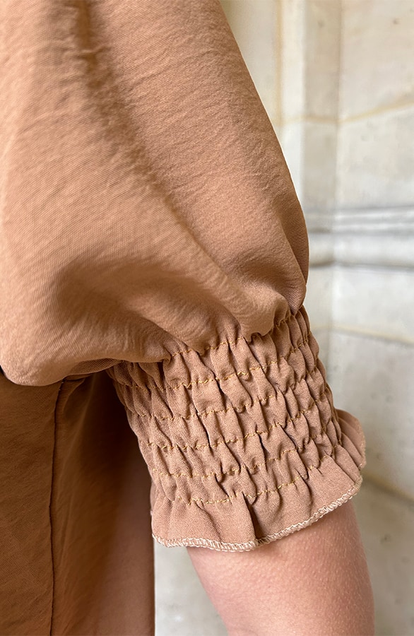 Mila Short Sleeve Top Camel – shoparchief, foto 6