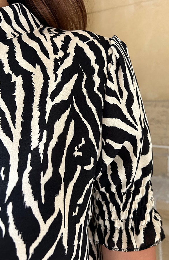 Mila Short Sleeve Top Zebra – shoparchief, foto 5