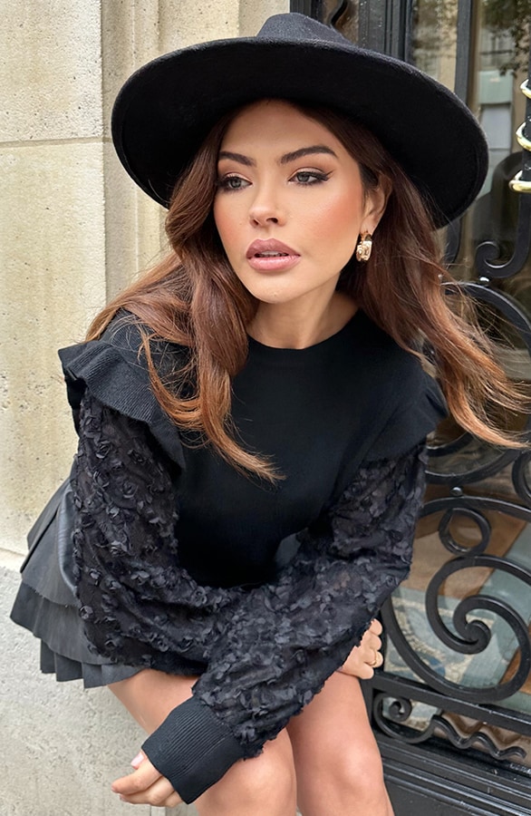 Roses Ruffle Sleeve Sweater Zwart – truien, foto 5