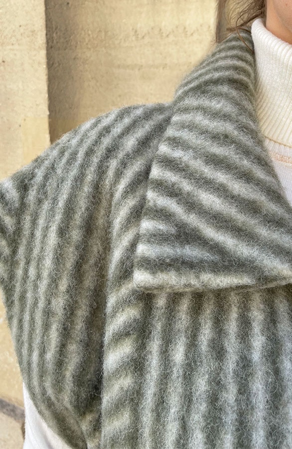 Oversized Woven Gilet Graphic Army – shoparchief, foto 7