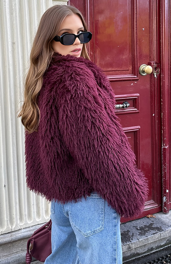 Faux Fur Jas Burgundy – shoparchief