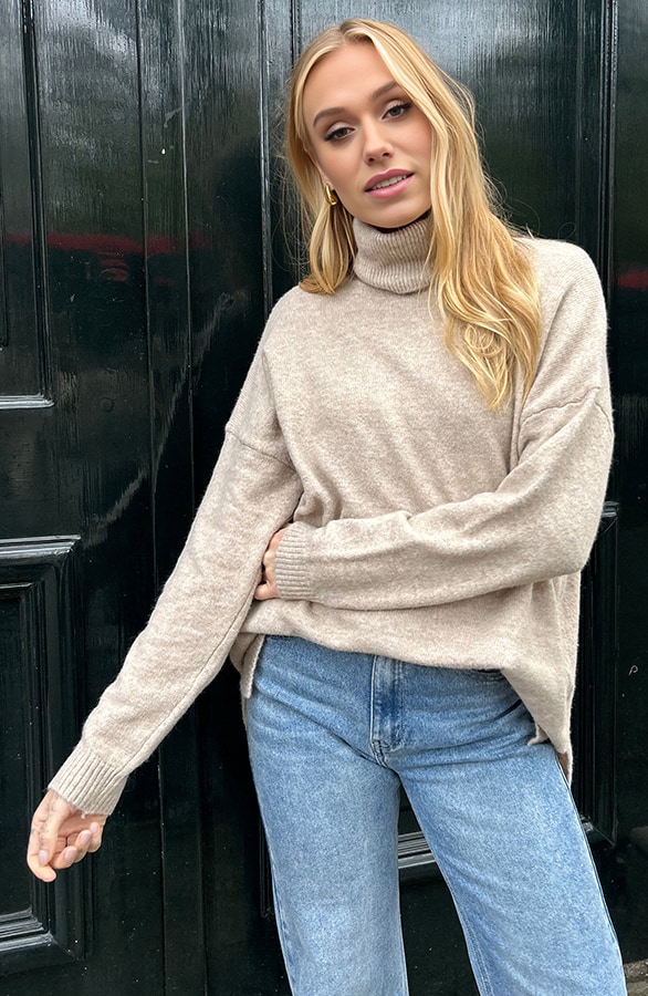 Ultra Soft Oversized Coltrui Met Split Beige – shoparchief, foto 7