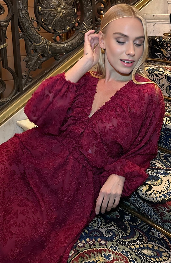 V-Ausschnitt Kleid mit weiten Ärmeln Bordeaux, Shoparchiv, Foto 9