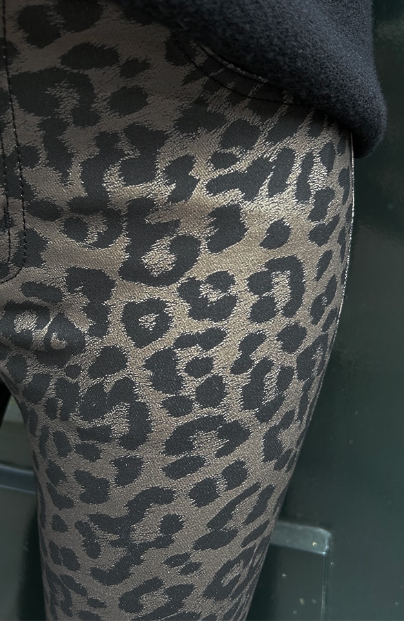 Leopard Coating Jeans, Alle Kleidung, Foto 2