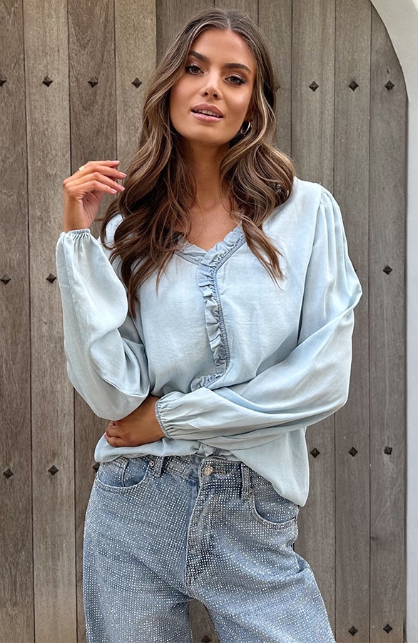 Denim Ruffle Blouse Light Blue – shoparchief