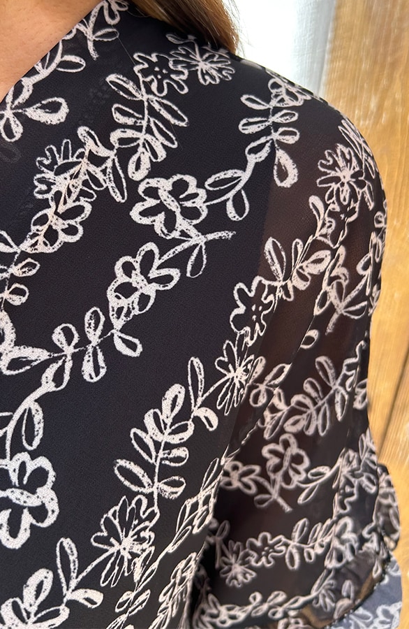 Ruffle Lagen Kleid Lulu Print Schwarz, Kleider, Foto 2