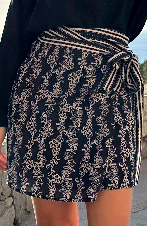 Wrap Skirt Lulu Zwart – shoparchief, foto 4