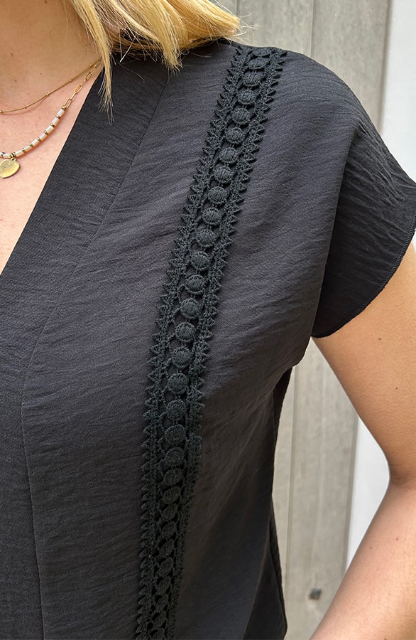 Romantic V-hals Top Zwart – tops, foto 5