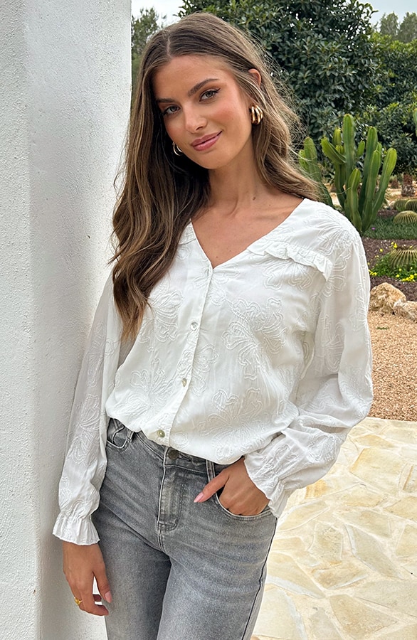 Ruffle Blouse Met Pofmouwen Flower Ecru – shoparchief