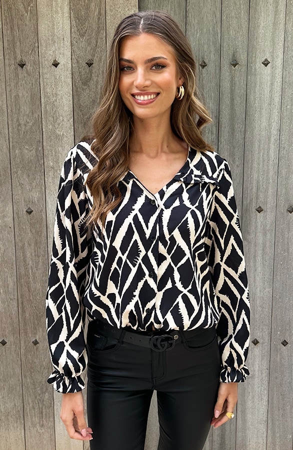 Ruffle Blouse Met Pofmouwen Print Zwart – shoparchief, foto 8