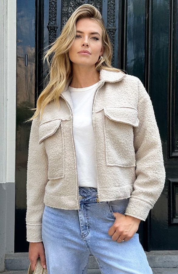 Boucle Jacket Met Rits Beige – jassen