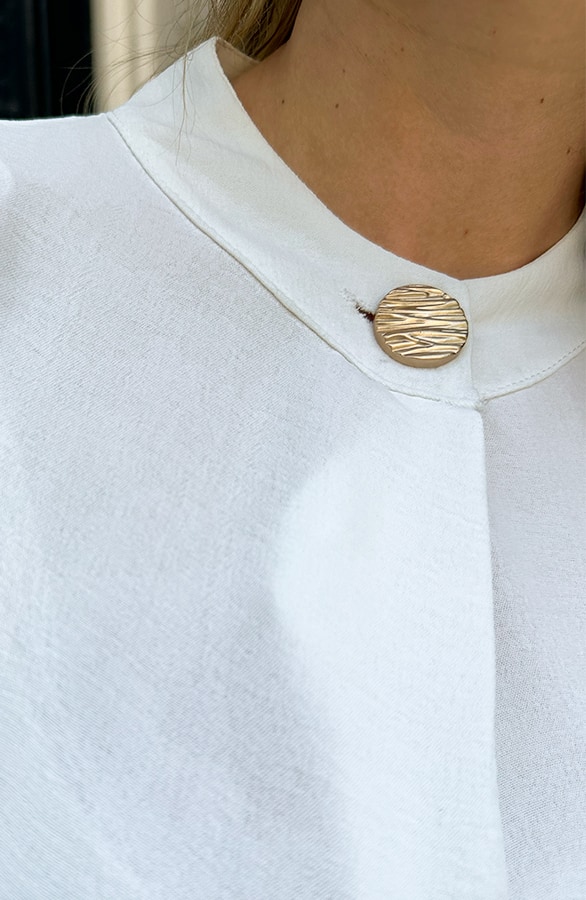 Gouden Detail Knoop Blouse Ecru – blouses, foto 5