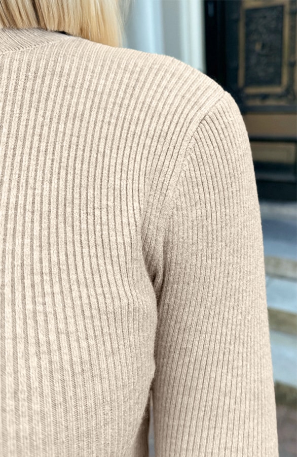 Ultra Soft Jurk Met Col Beige – jurken, foto 3