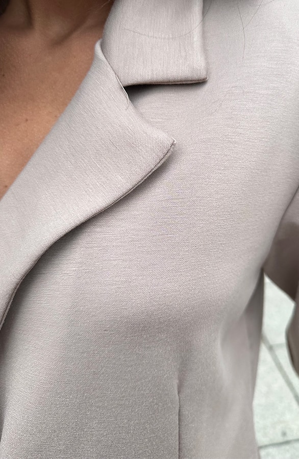 Stretch Blazer Met Bies Taupe – shoparchief, foto 6